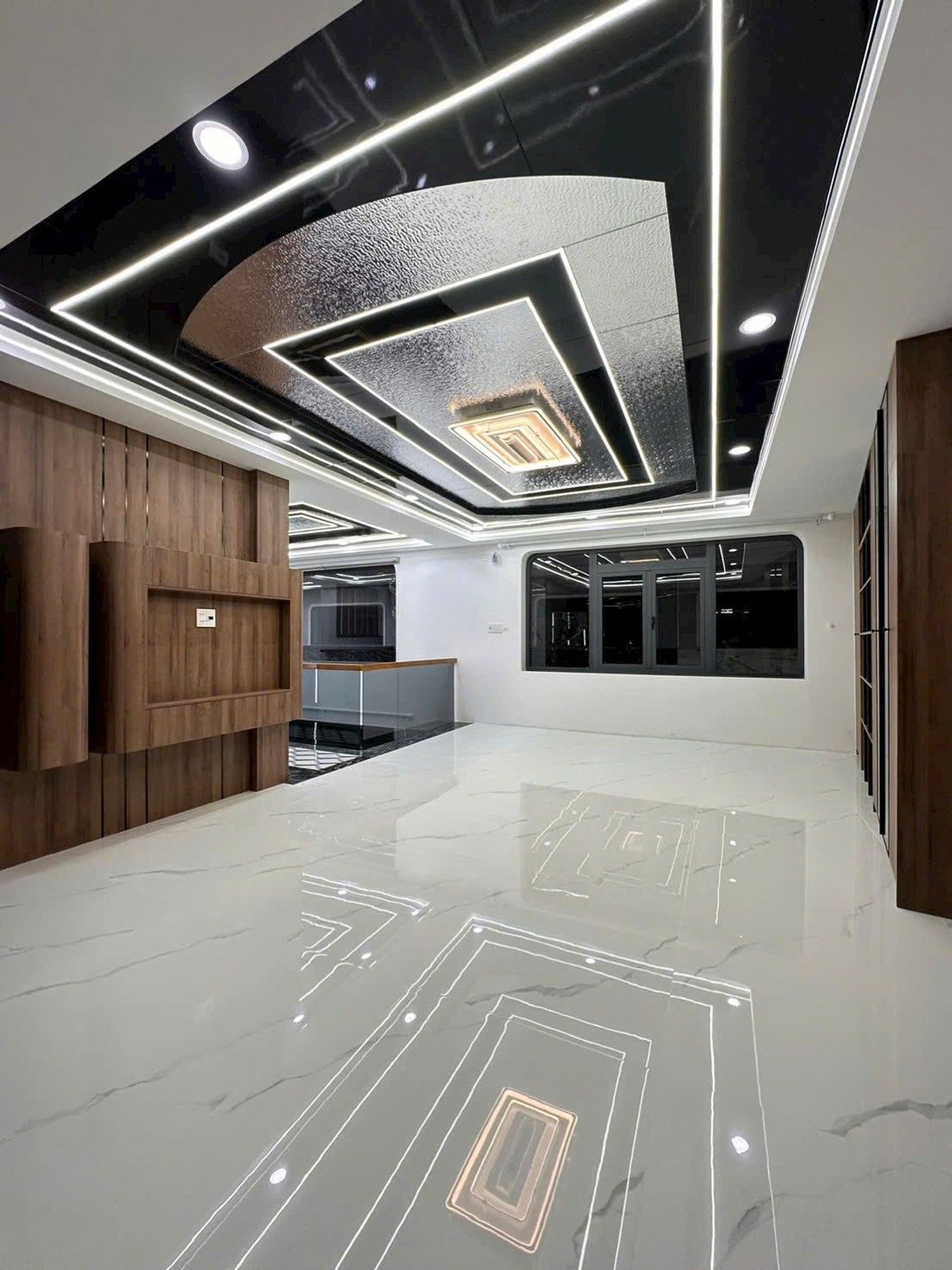 SIÊU PHẨM CHIẾN LƯỢC NGANG 15M CỰC HIẾM - CÓ THANG MÁY - HẺM 7M THÔNG - 5 TẦNG Ở NGAY