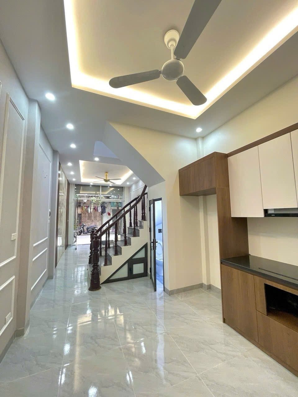 Bán nhà Chiến Thắng 35m² full thổ cư ngang 3.5m giá 13.8 tỷ tại Đường Chiến Thắng Phường Hà Đông (MUA/BÁN BĐS nhắn tin Zalo 0862299066)