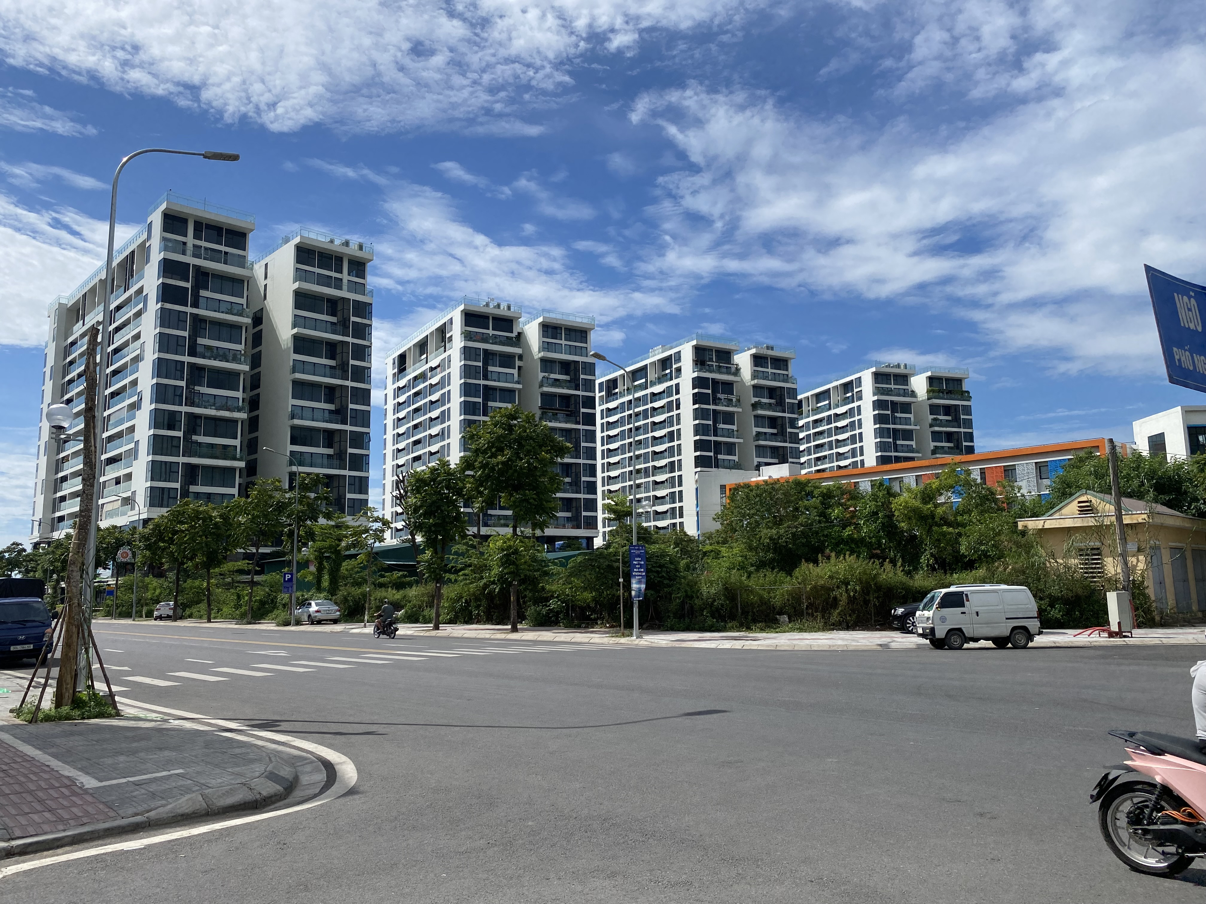 🔥PHÚC LỢI - ĐỘC BẢN - 111M2 NHỈNH 20T - NGÕ THÔNG OTO - HÀNG XÓM VINHOMES RIVERSIDE🔥