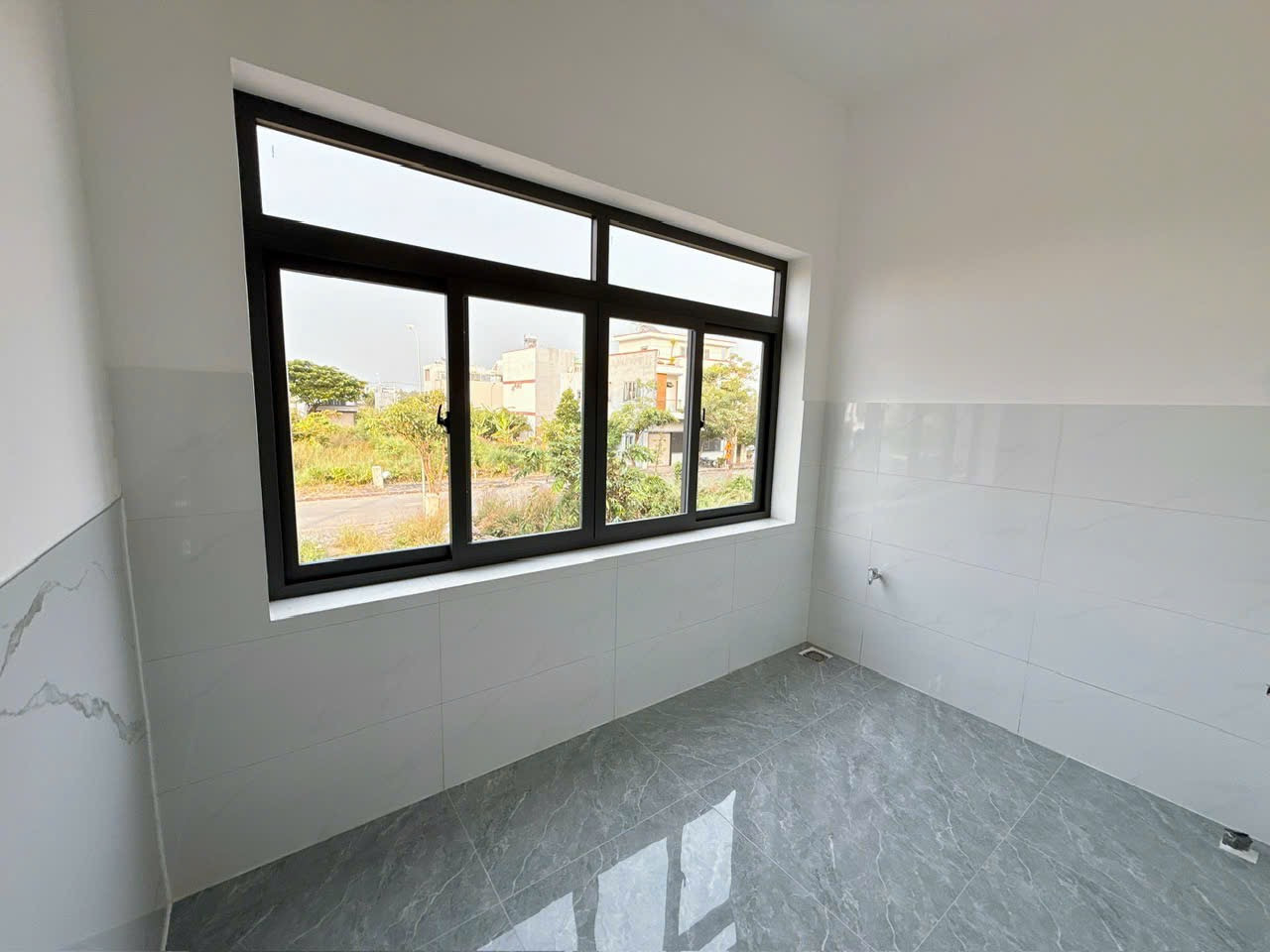 Mặt tiền Chu Văn An, khu Hưng Việt, P. Long Tâm_ TP. Bà Rịa