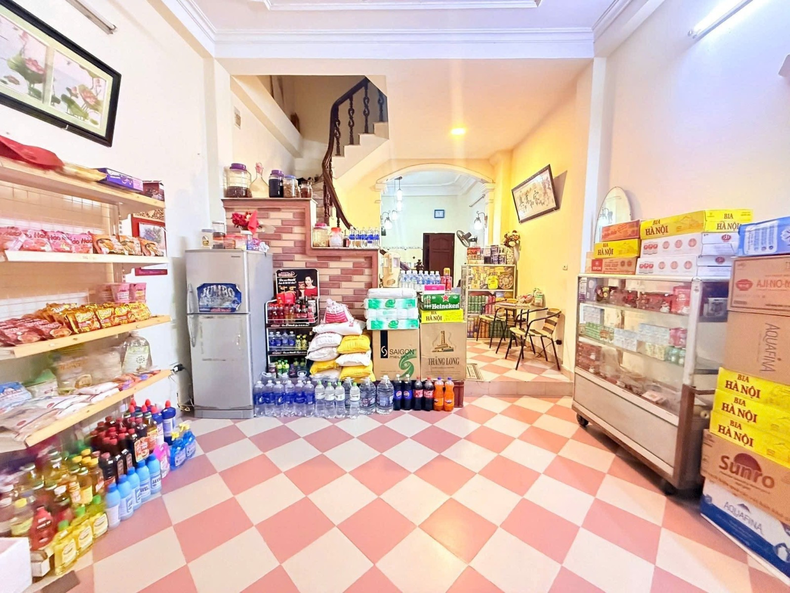 Bán nhà Chùa Láng 72/80T1m² ngang 4.3m giá 32 tỷ Phường Láng (LH: Zalo 0862299066)