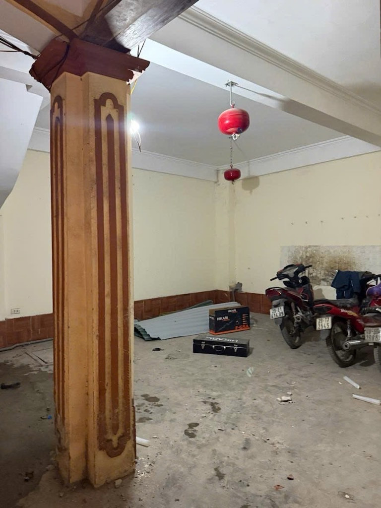 Bán đất 88m² full thổ cư ngang 7m giá 24 tỷ tại Đường Chùa Láng Phường Láng
