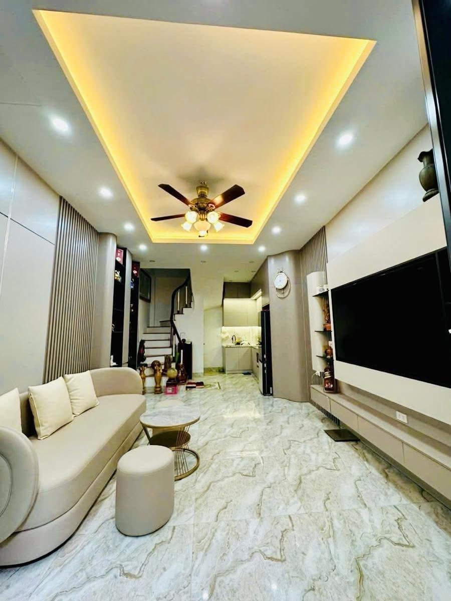 CHÙA QUỲNH - HAI BÀ TRƯNG | LÔ GÓC HOÀN HẢO | 40M2 x 5 TẦNG | 11.3 TỶ