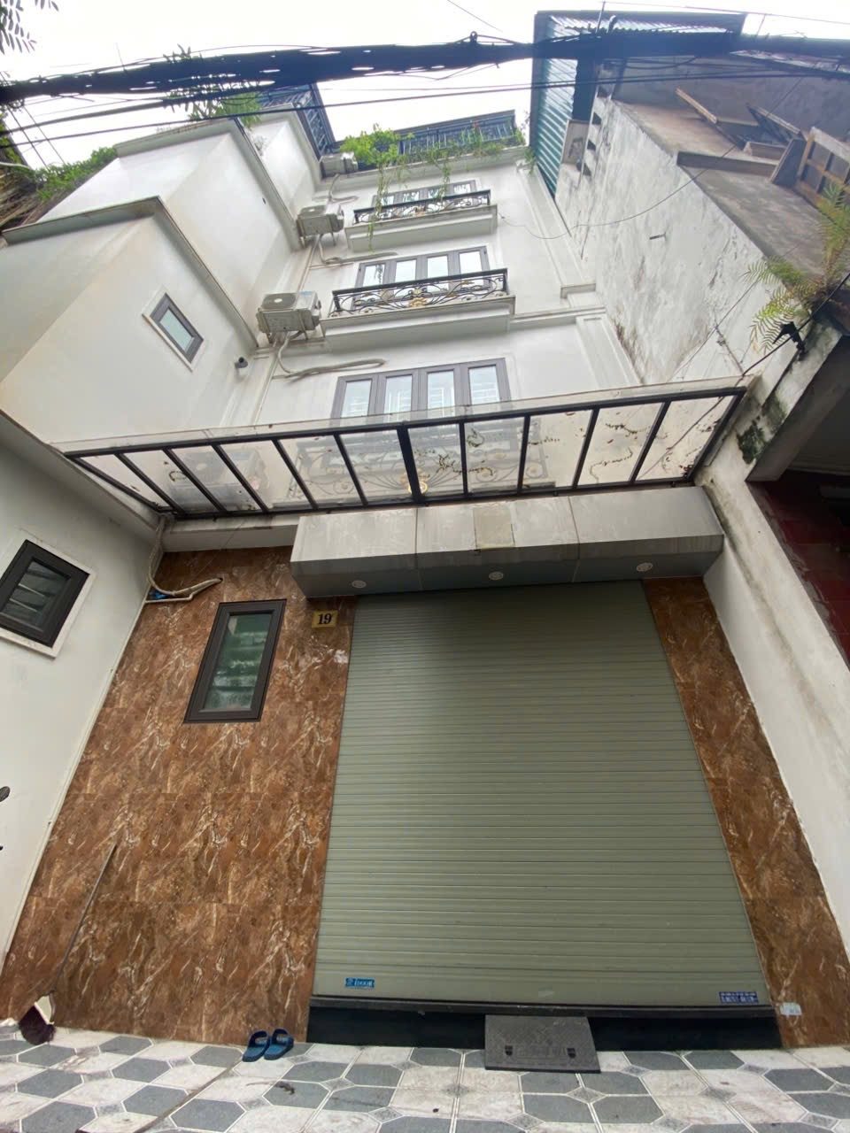Nhà 5T, KD Khu Chợ Trời Giá Nhỉnh 10 tỷ.