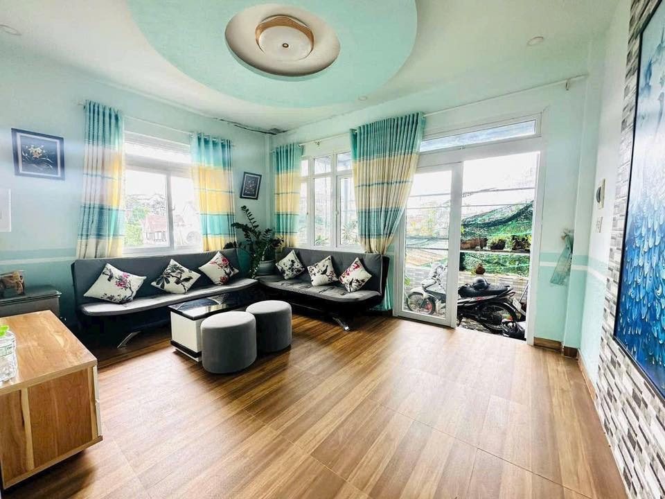 Cho thuê nhà 3 phòng Cô Giang phường 9 Đà Lạt 9 triệu/tháng