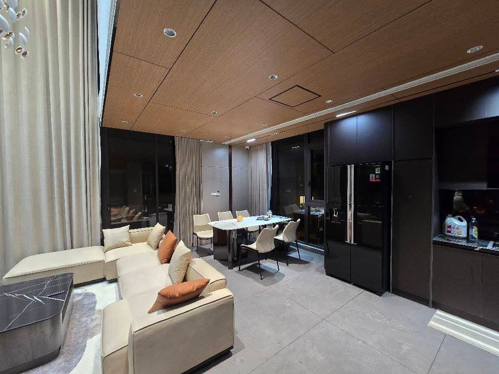 Bán nhà 51m² full thổ cư ngang 6.5m giá 27 tỷ tại Đường Cổ Linh Phường Long Biên