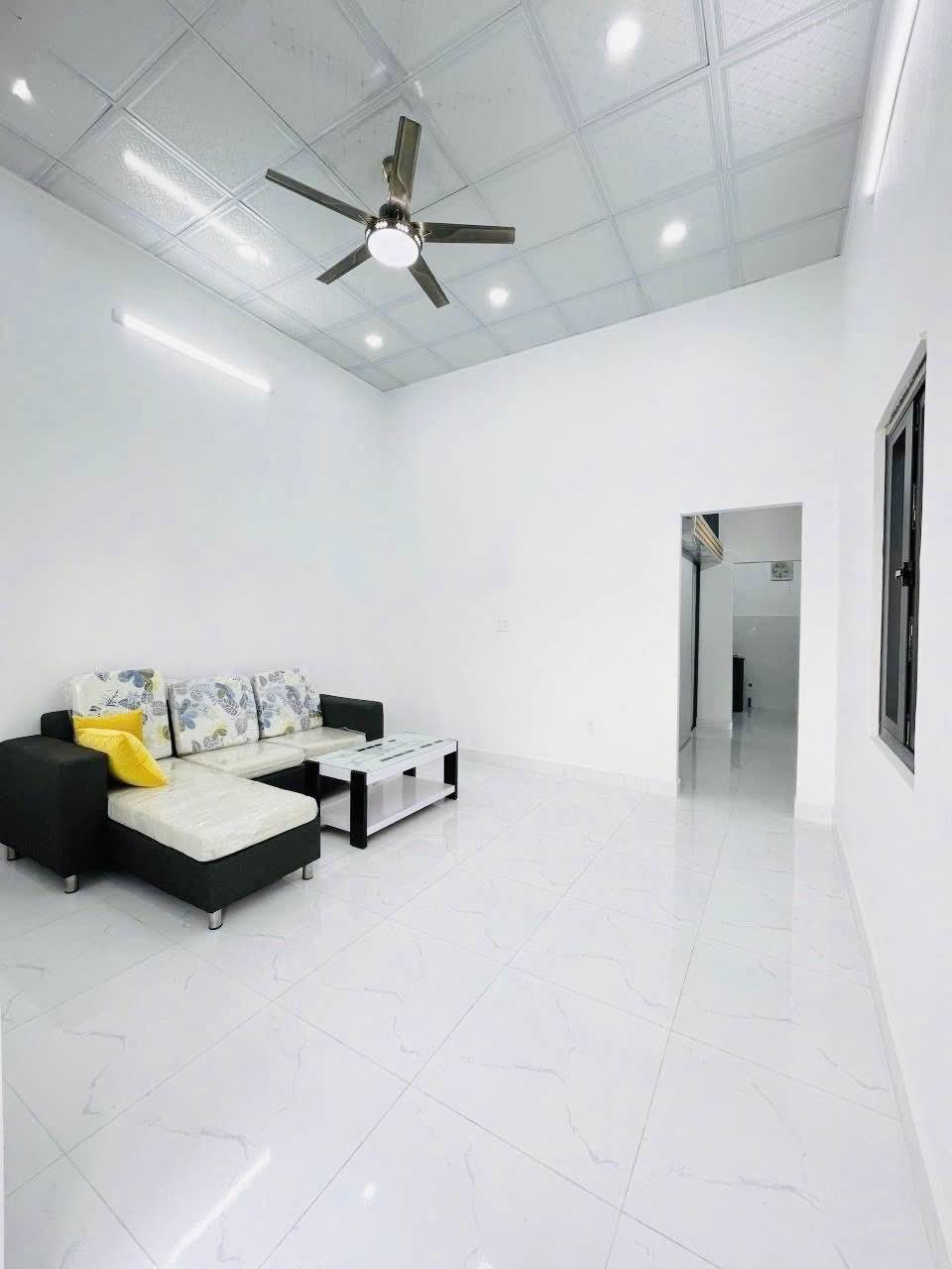 Bán nhà mặt tiền đường Cốc Lếu, Lào cai, 110.4m2 16 Tỷ