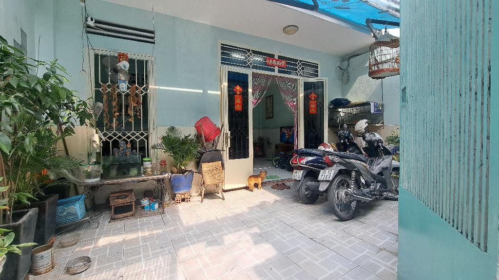 Nhà 2 tầng sát mặt tiền Cộng Hoà - 63m2 - Ngang bề thế 7.4m - Nhỉnh 5 tỷ