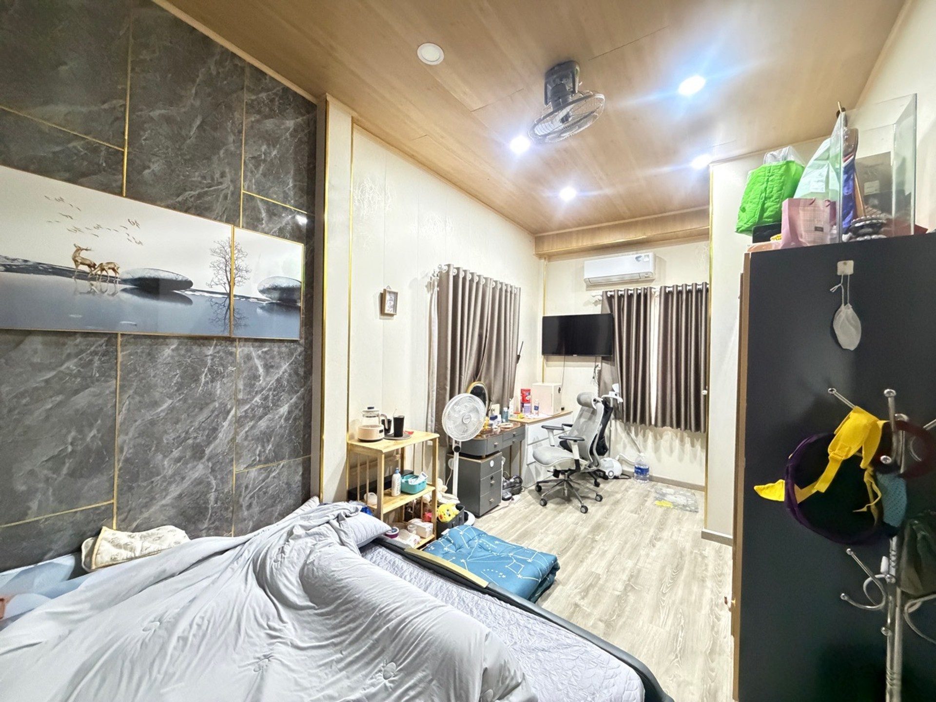 Bán Nhà riêng 150m2 có sẵn 150 m2 thổ cư giá 14 tỷ tại đường Cộng Hoà Phường 13 Quận Tân Bình TP. Hồ Chí Minh