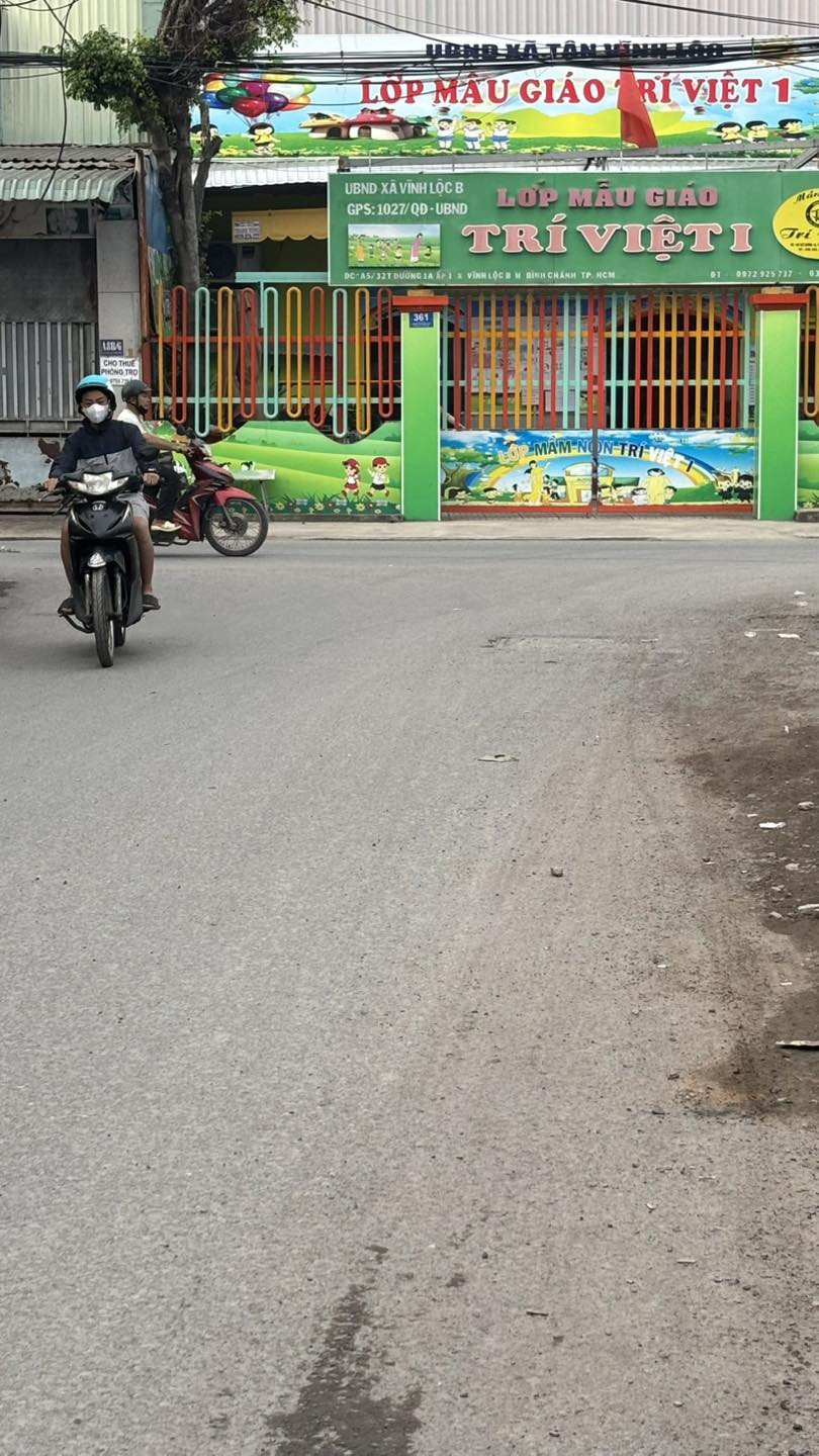bán nhà mặt tiền chợ 1A đường công nghệ mới vị trí kinh doanh buôn bán tốt 1tỷ 550tr