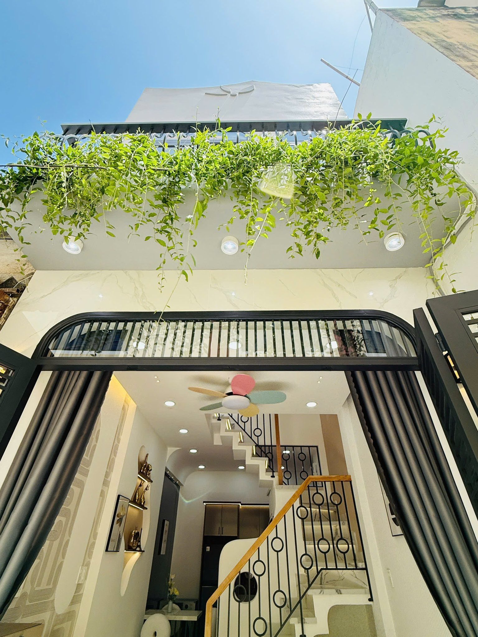 Sở hữu ngay nhà Cống Quỳnh, Nguyễn Cư Trinh, Q1, DT 78m2, giá 3 tỷ 350tr, cho thuê 28tr, sổ hồng riêng
