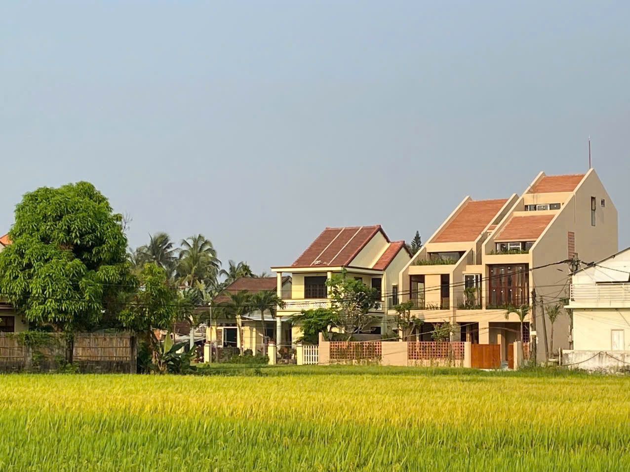 ❌ Villa View Cánh Đồng, Đường Cửa Đại Hội An - Giá 18.5 tỷ