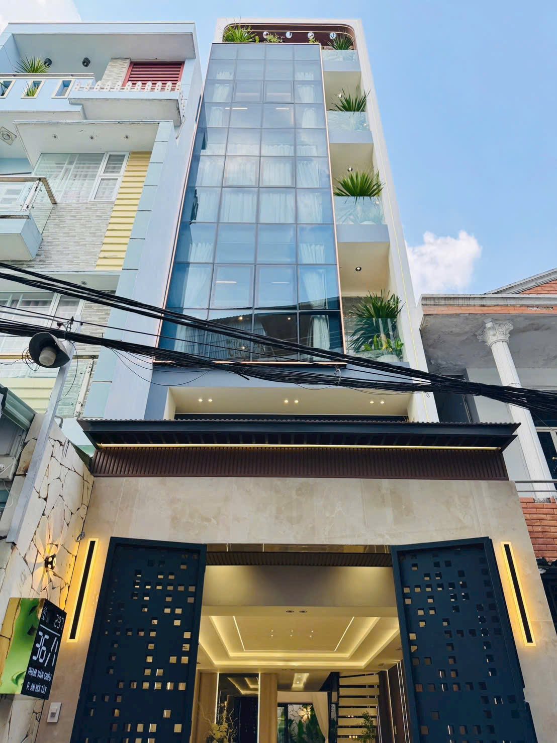 Chủ cần tiền bán gấp ở thị trường ngay Cửu Long, Q.Tân Bình 5tỷ24 95m2.SHR hẻm xe hơi ra vào