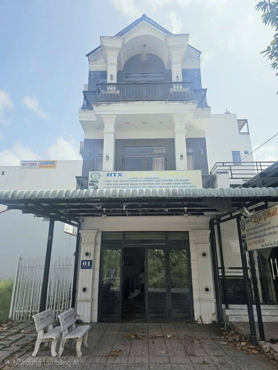 Bán nhà trệt 2 lầu - Đường D4 KDC Hồng Loan - Phường Cái Răng - TP Cần Thơ.
Giá Bán: 4,5 tỷ (thương lượng)
