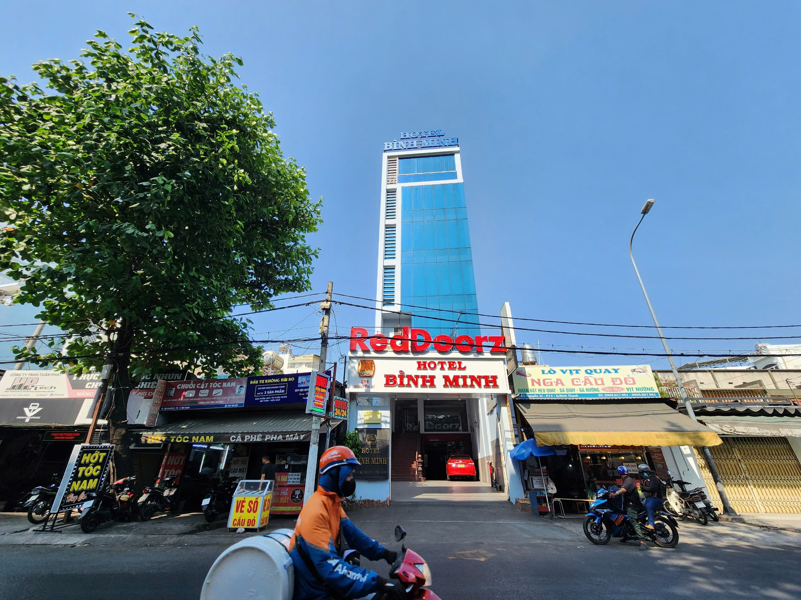 Bán nhà 266 Nguyễn Xí, P. 13, Q. Bình Thạnh – Giá 65 tỷ