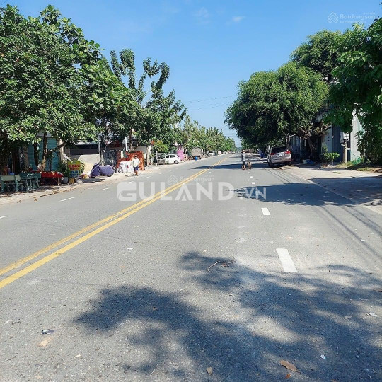 Chính chủ bán lô đất vàng mặt tiền đường 20m D8 tại thành phố mới Thủ Dầu Một - Bình Dương