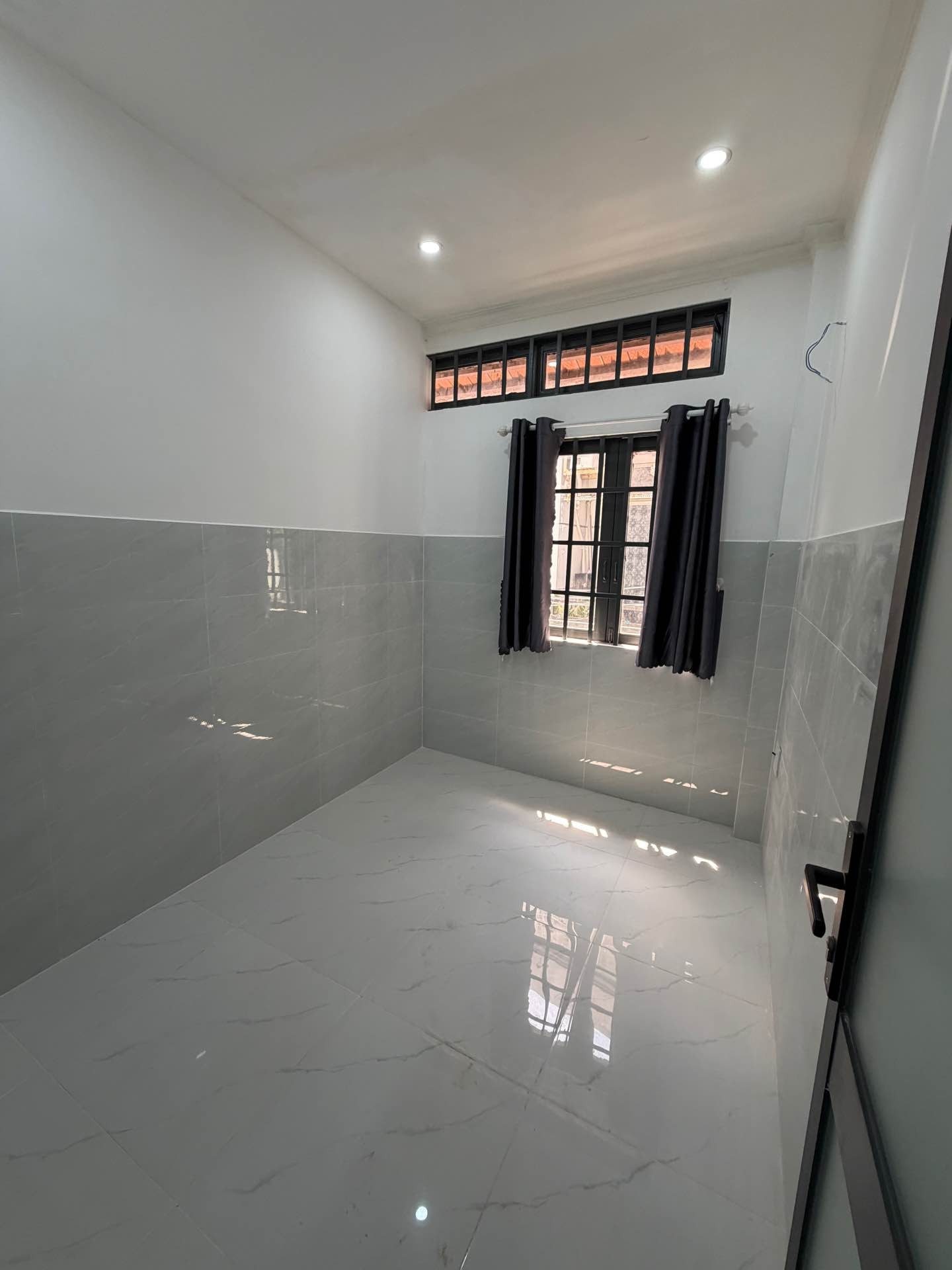 Bán Nhà Đường D9 Tây Thạnh Tân Phú – Nhà Góc 2 Tầng – 2PN 2WC – Gần Aeon Mall Tân Phú – Giá 2.65 Tỷ