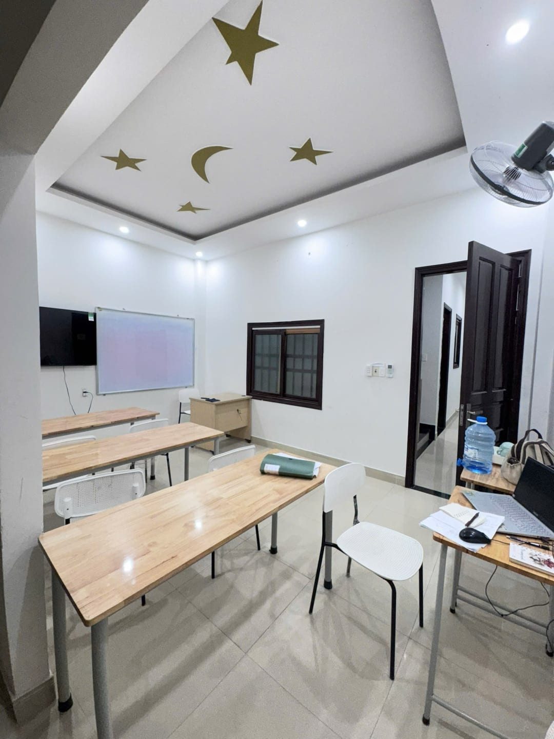 BÁN NHÀ 4 TẦNG ĐA MẶN 3 - DT 85M2 NGANG 5M - ĐƯỜNG 5M5 LỀ 3M - DÒNG TIỀN 15TR/THÁNG - GIÁ CHỈ 7.X TỶ