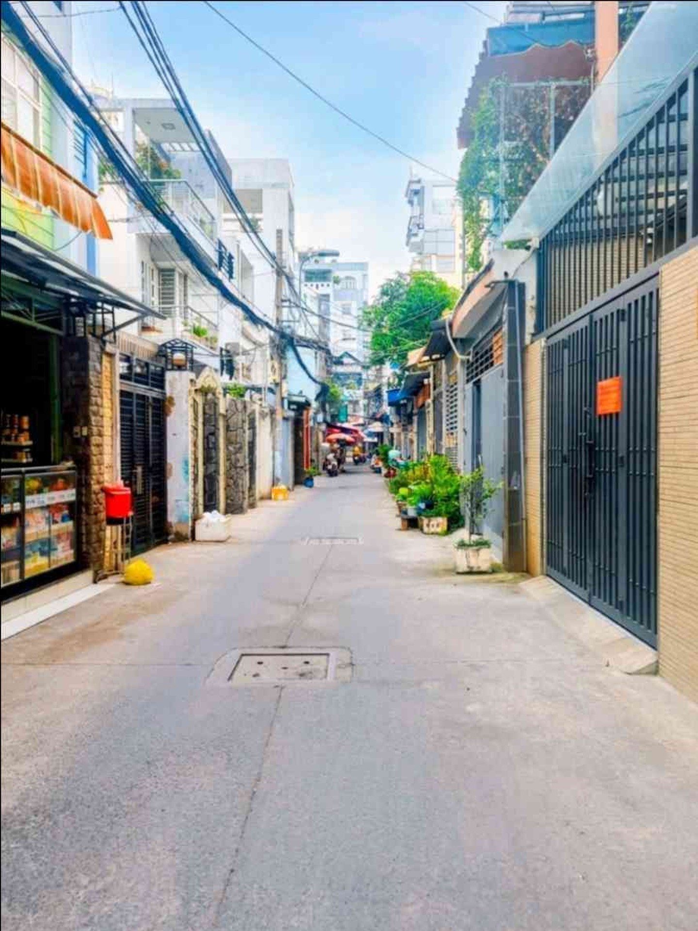 NHÀ ĐẸP DẠ NAM - 83M2 - 3PN - NHÀ 2 MẶT HẺM- DỌN VÀO Ở NGAY - KDC HIỆN HỮU -GIÁP QUẬN 1 - GIÁ 8,9 TỶ.
Bán Nhà riêng 83m2 có sẵn 83 m2 thổ cư giá 8.9 tỷ tại Đường Dạ Nam Phường 01 Quận 8 TP. Hồ Chí Minh