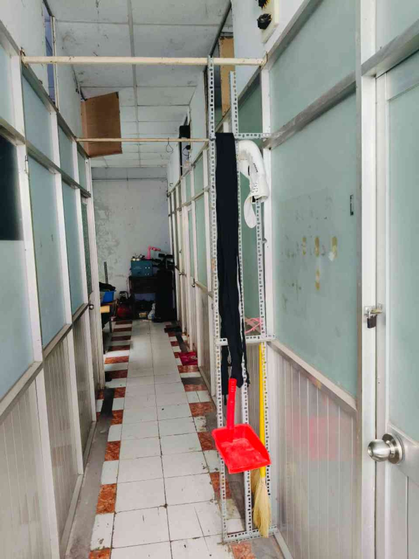 QUẬN 8, NHÀ 3 TẦNG, NGANG 6,5M DẠ NAM, GẦN CẦU CHỮ Y, 9PN, SHR, SÁT MẶT TIỀN, NHỈNH 6T