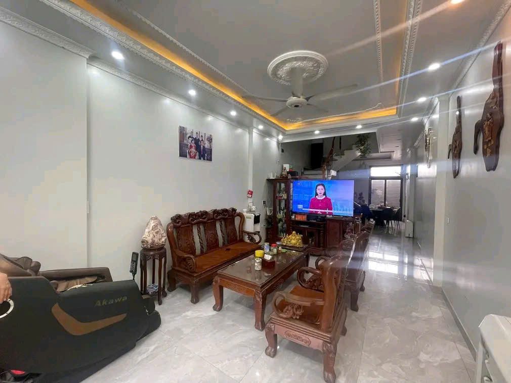 Cho thuê nhà ngõ to Đà Nẵng, Hải Phòng phù hợp ở và văn phòng, shop online