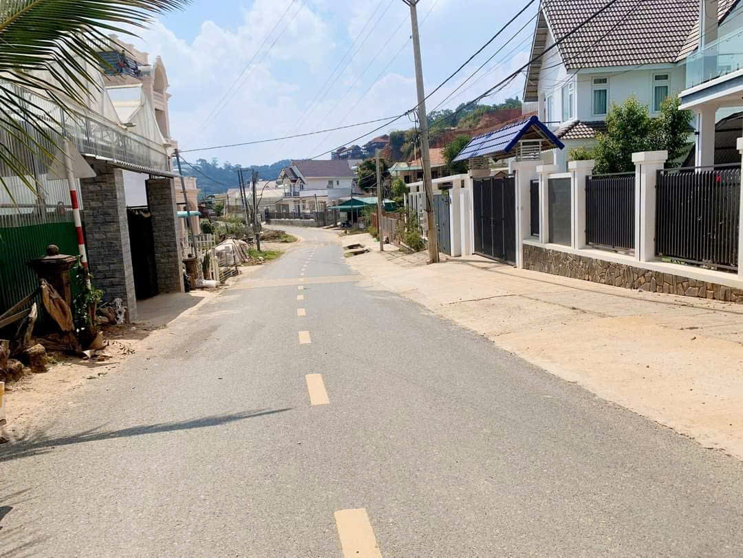HẠ GIÁ BÁN NHANH 
Bán lô đất Biệt thự mặt tiền Phường 7 Đà Lạt