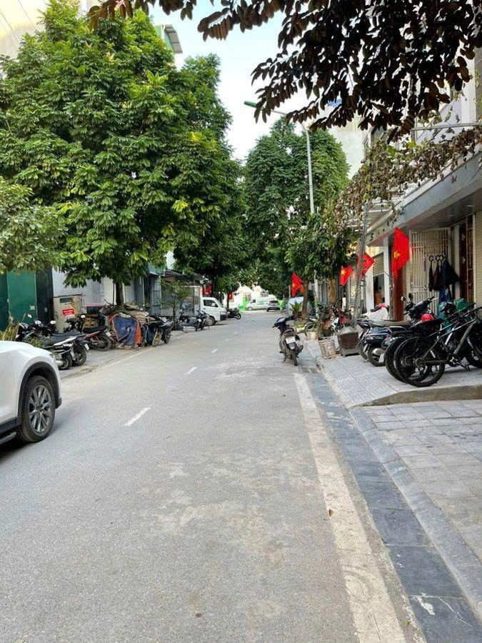 BÁN NHÀ LIỀN KỀ KHU ĐẤU GIÁ ĐA SỸ – HÀ ĐÔNG –  VỈA HÈ RỘNG- CHÀO GIÁ 17,3 TỶ