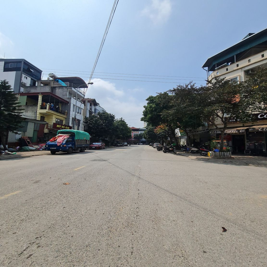 🏡 SĐCC bán Biệt thự đơn lập 190m2 trung tâm Đa Tốn. Mt 8m đường 15m giá đầu tư. Lh 0989894845 💥