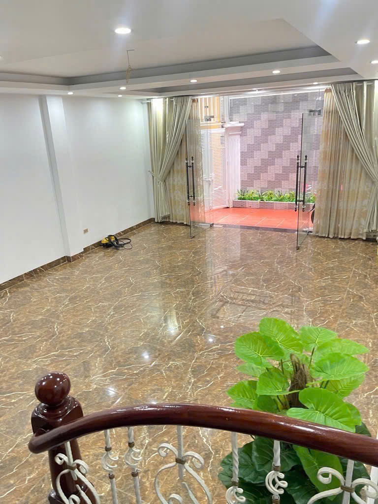 Bán BĐS 72,3m x 7T nhà xây đẹp Ở NGAY Cách CV Thống Nhất 100m  (Thông Tin Thật)