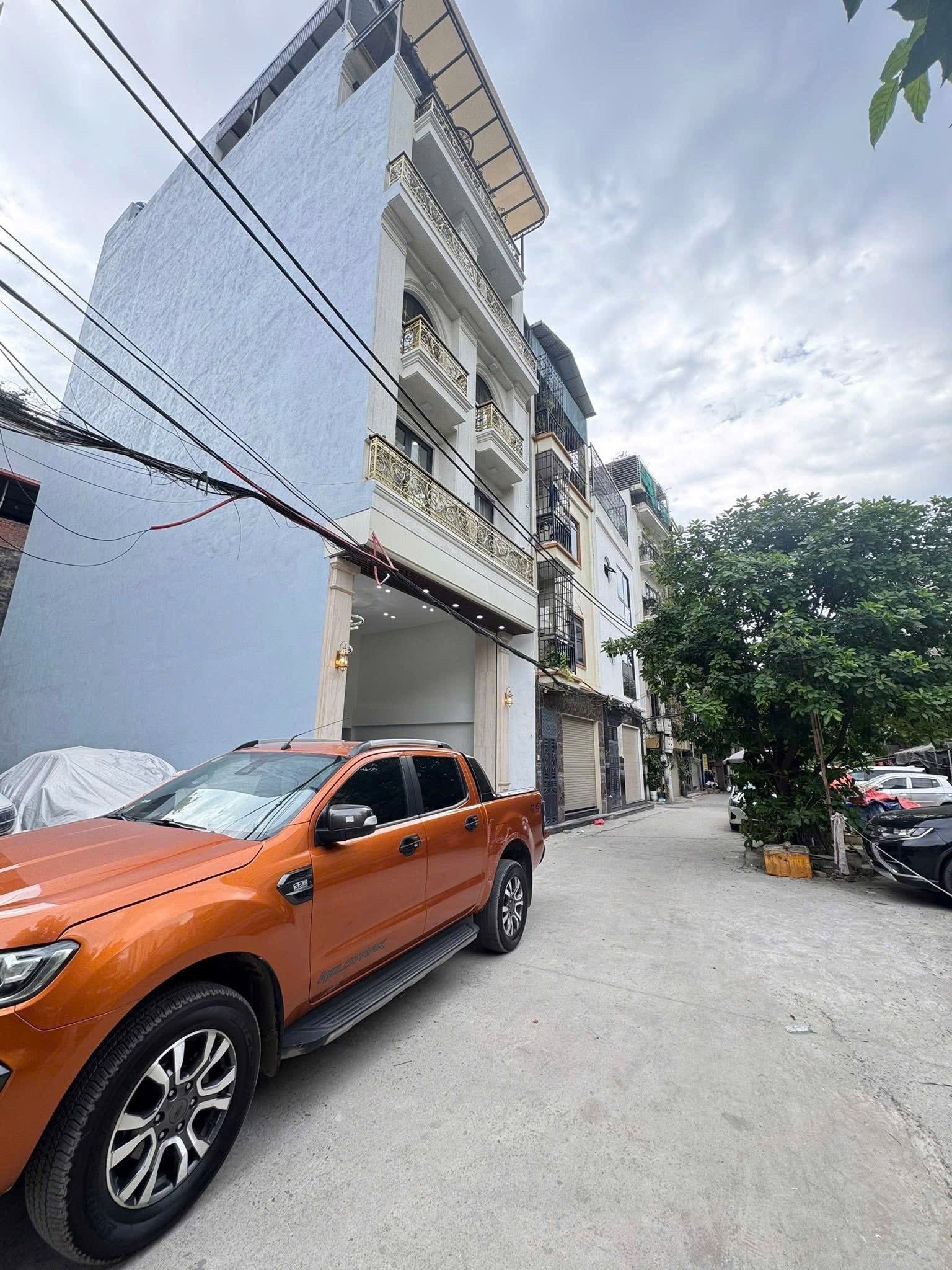 Bán nhà 70m² full thổ cư ngang 4.5m giá 20.5 tỷ tại Đường Đại La Phường Bạch Mai