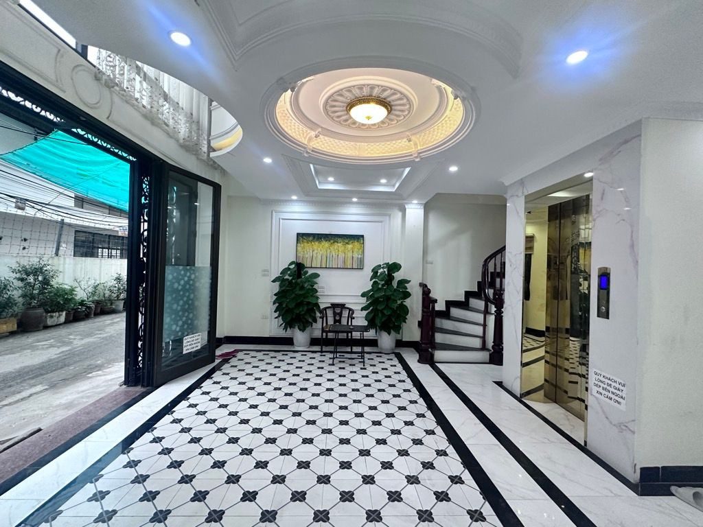 Chỉ 11.4 tỷ – Bán nhà phố Đại La 54m² x 5 tầng thang máy, ngõ thông, 2 mặt thoáng, gần khu ĐH Bách Khoa