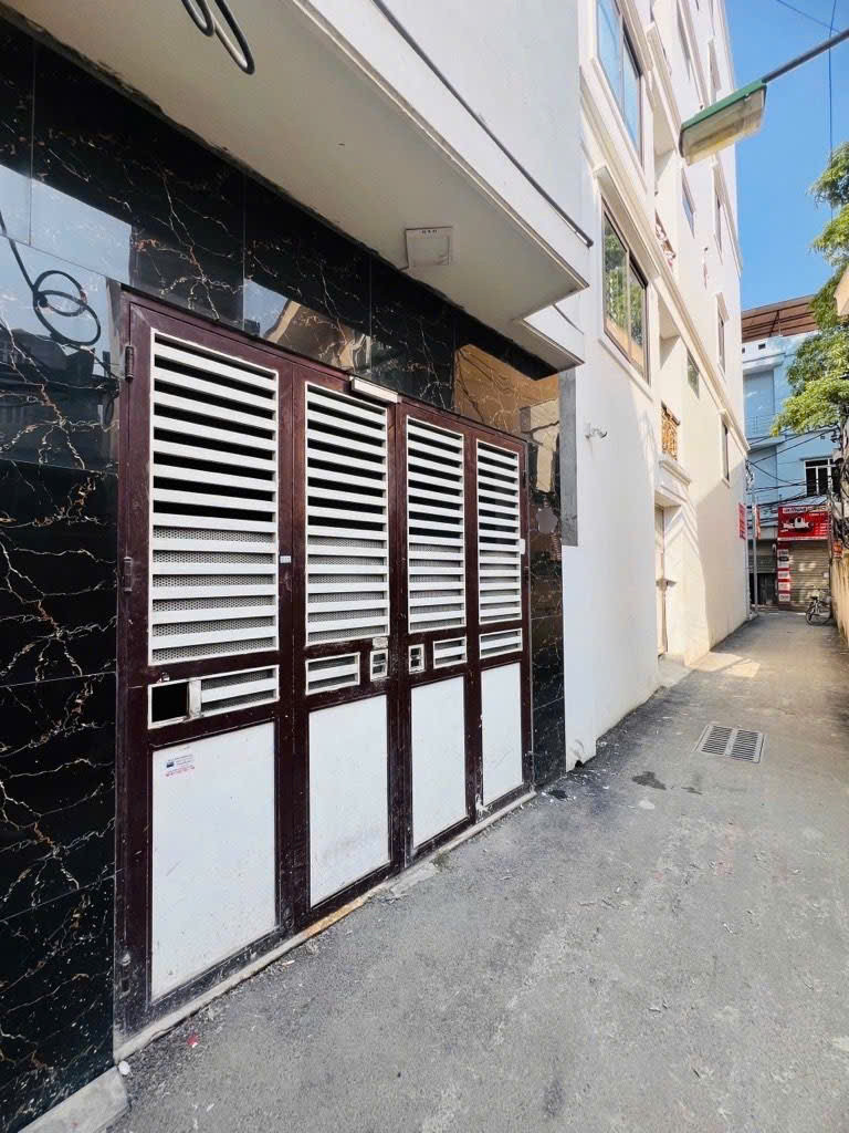 Bán CHDV Đại Linh - Trung Văn, 38m², 6 tầng, 9 phòng cho thuê, 1 nhà ra phố, ô tô tránh, giá 8.5 tỷ