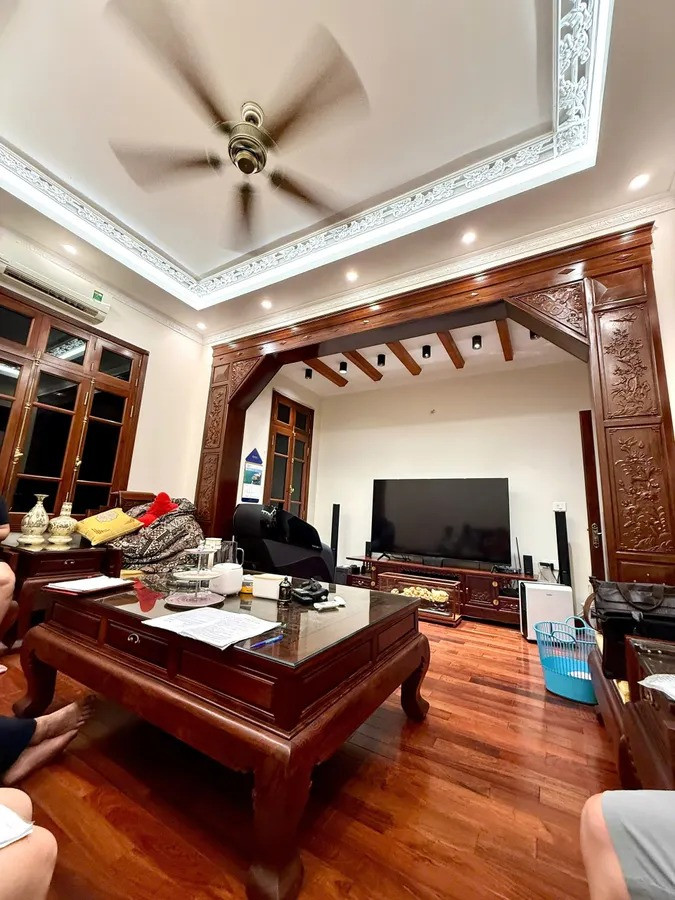 BÁN BIỆT THỰ LÔ GÓC ĐẠI MỖ – 170M2 – 4 TẦNG – MT 10M – ĐỐI DIỆN LOUIS CITY – GIÁ 36,8TỶ