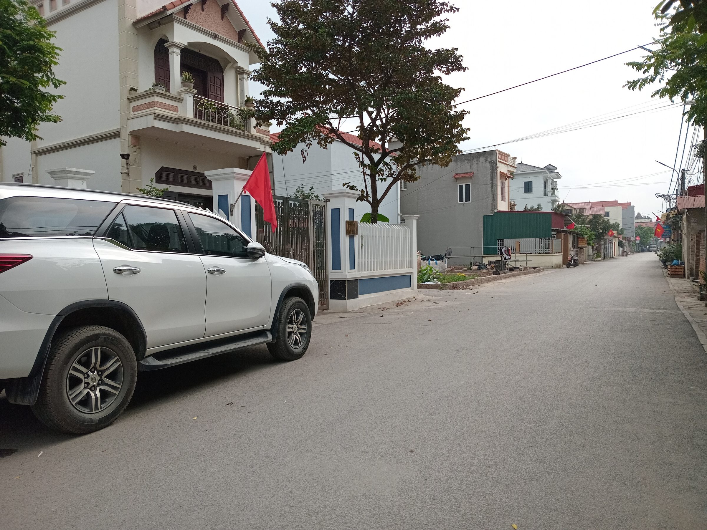 Đất chỉ đạo gần kcn phố nối a xe tải