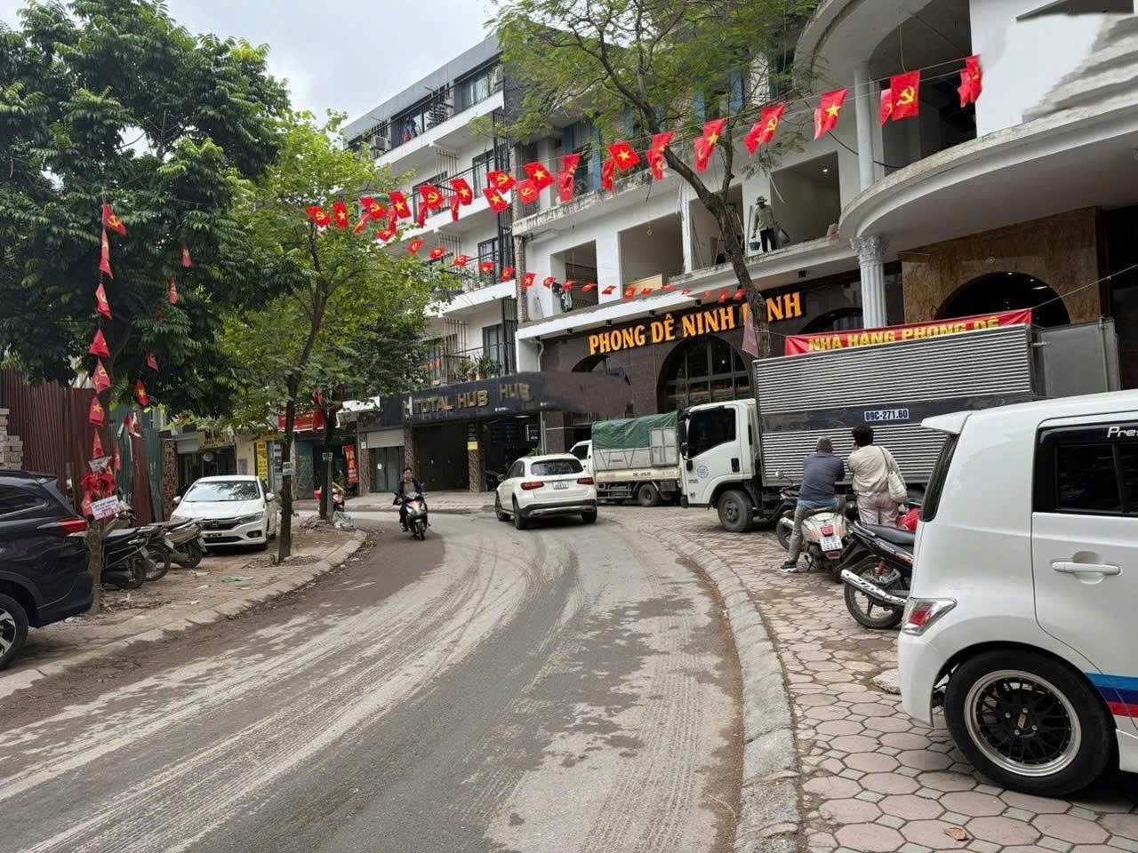 Cho Thuê Mặt Bằng KD Phố Đại Yên - Đội Cấn 311M² 4 Tầng - Kinh Doanh Nhiều Mô Hình - Giá Thuê 120tr
