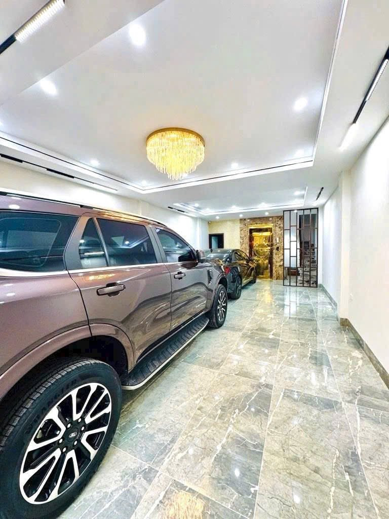 Bán nhà Đàm Quang Trung, Long Biên 60m2, 8T giá 18 tỷ