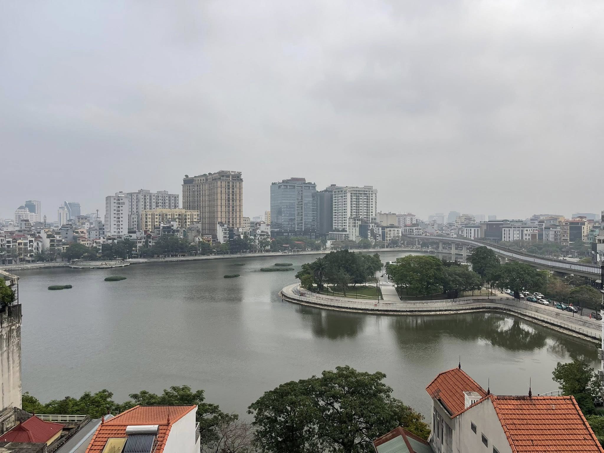 BÁN TÒA NHÀ MẶT PHỐ ĐẶNG TIẾN ĐÔNG. 110M2 - 10 TẦNG. THANG MÁY. LÔ GÓC.