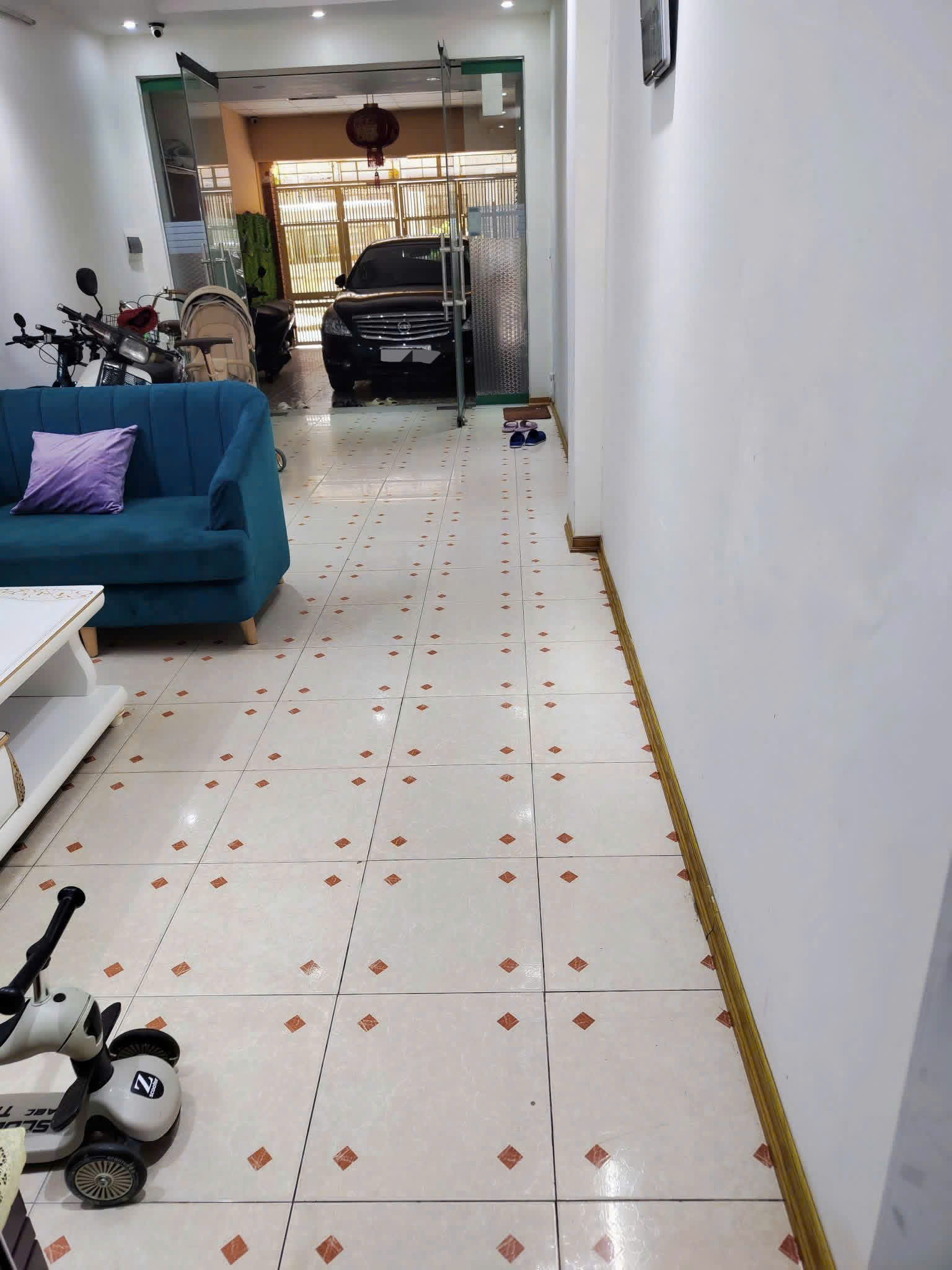 Cho thuê nhà mặt tiền 4 tầng (Có thoả thuận)