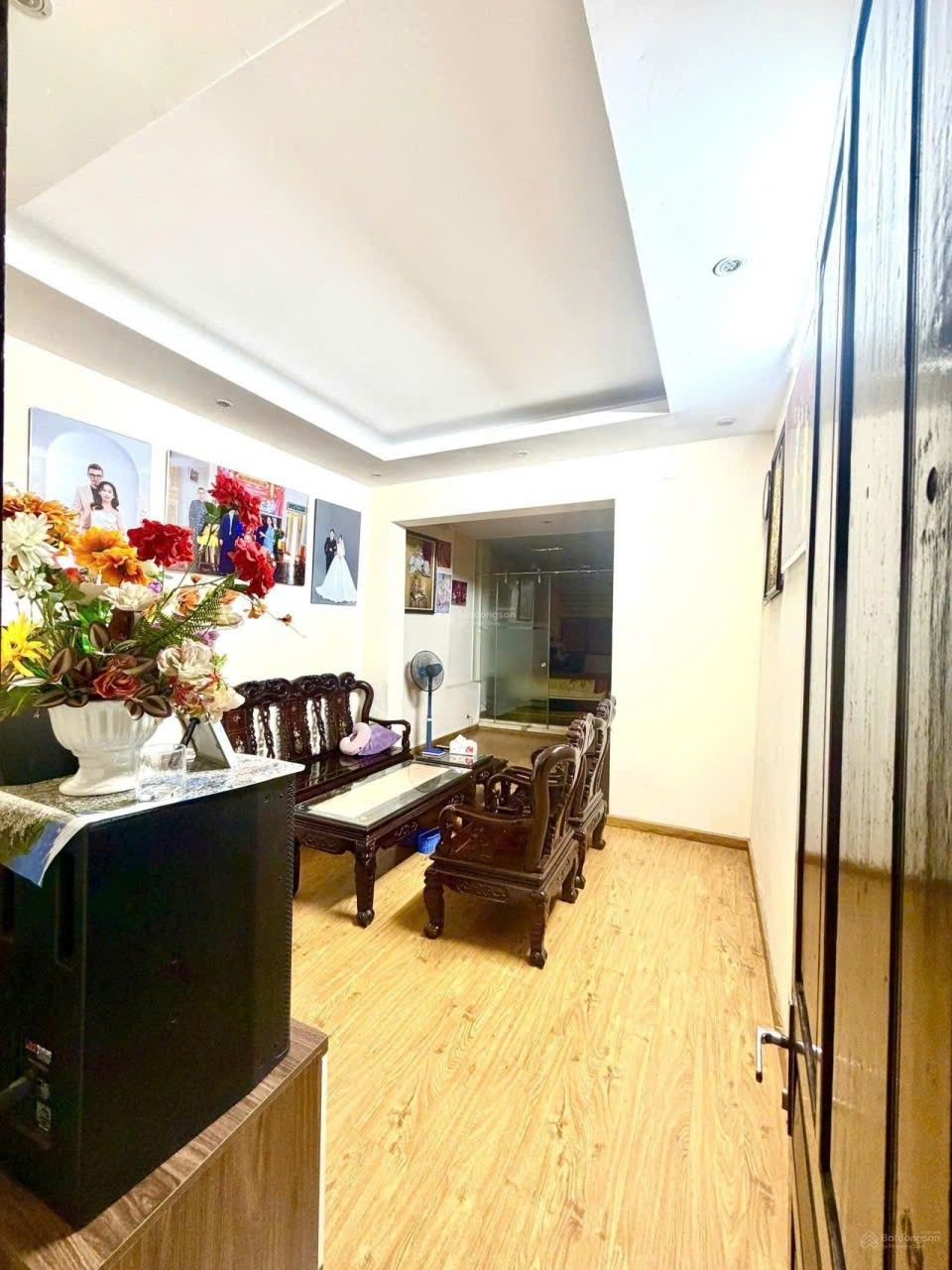 Cho Thuê Nhà Đặng Tiến Đông 96M² 4 Tầng 4 Ngủ - Nội Thất CB - Nhà 2 Mặt Ngõ - Ô Tô Đỗ Cửa - Ở, Kinh Doanh VP - Giá Thuê 40tr