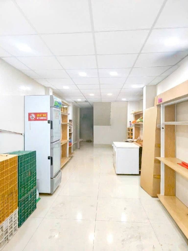 Bán nhà đặng văn ngữ,p13, hẽm xe hơi, sổ hồng riêng