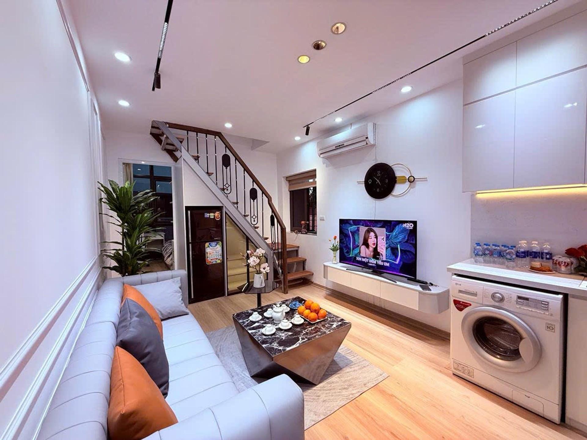 CĂN HỘ DUPLEX ĐẶNG VĂN NGỮ PHỐ HUYỀN THOẠI – VIEW SÂN CHƠI CỰC THOÁNG – Ở SƯỚNG ĐỜI ĐỜI – 90M2 – GIÁ NHỈNH 4 TỶ