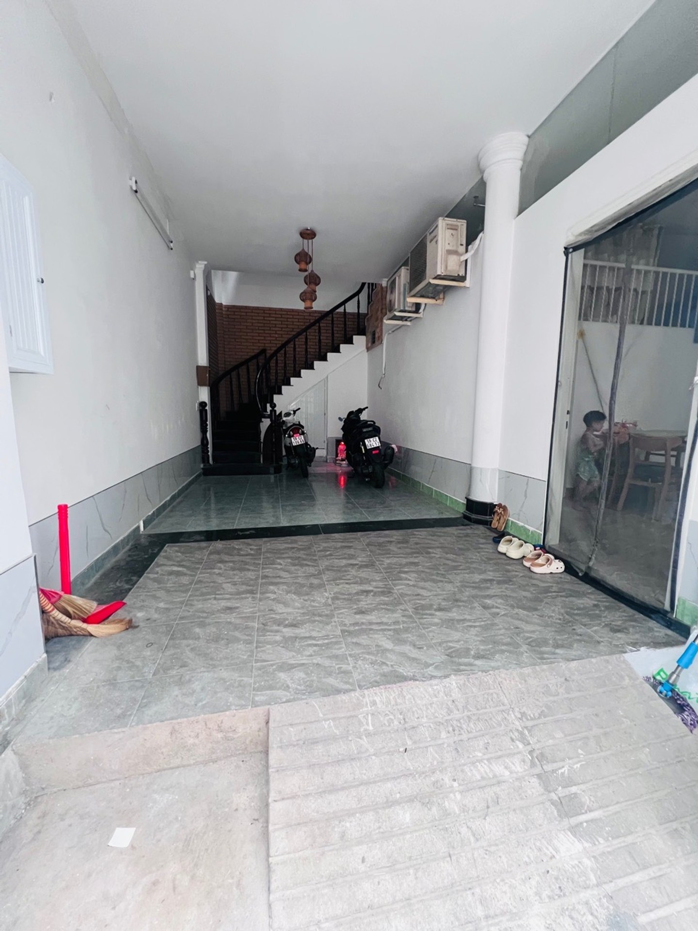 🏡  NHÀ HỒ VĂN HUÊ -PHÚ NHUẬN - XE HƠI THÔNG - 65m2 NGANG BỀ THẾ 7m 5PN - DÒNG TIỀN THUÊ SẴN  20tr/th GIÁ CHỈ 8ty hơn xíu