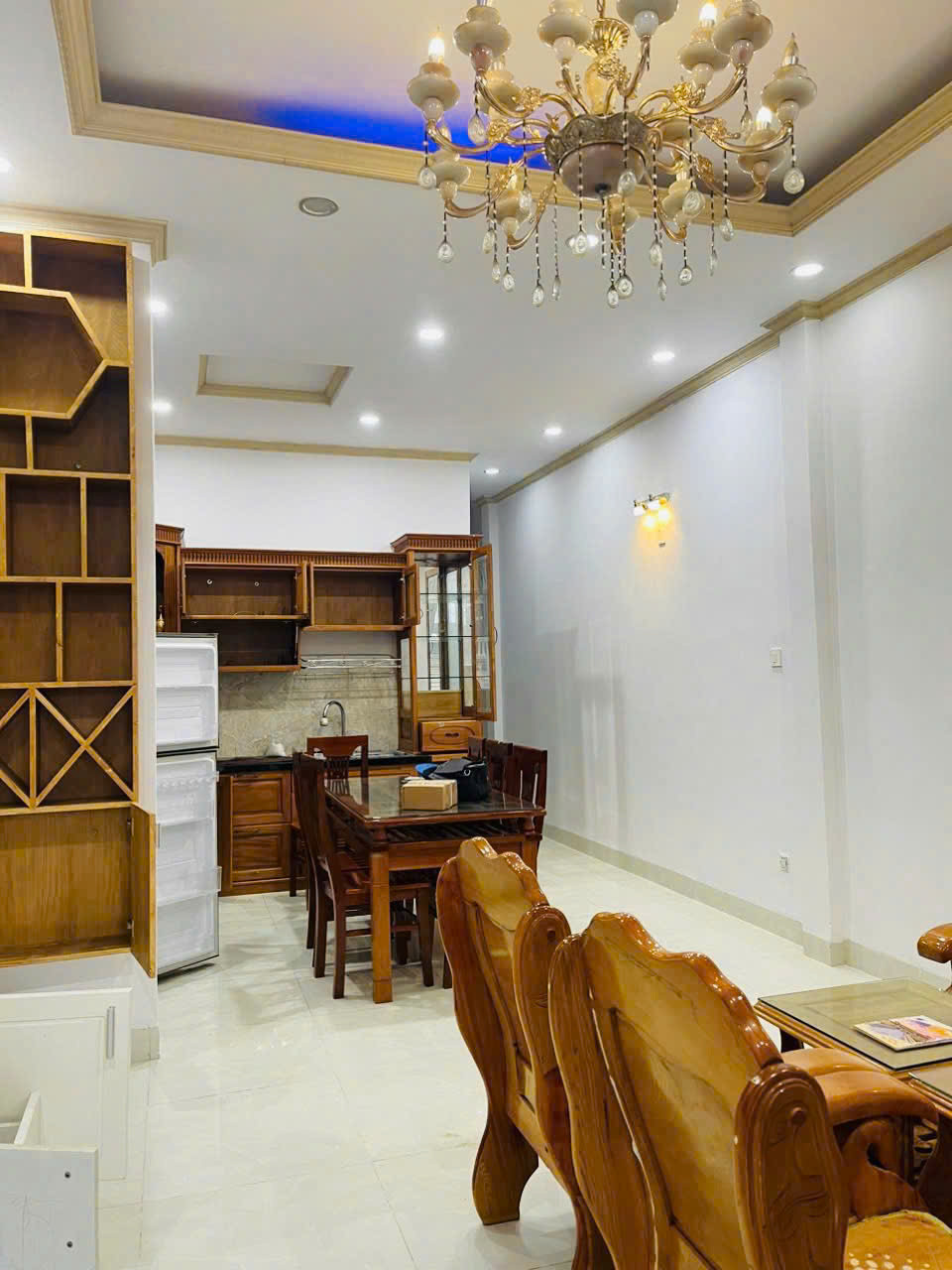 CHO THUÊ NHÀ CÒN MỚI, NGUYÊN CĂN MẶT TIỀN ĐƯỜNG OTO ĐÀO DUY ANH, TDC HÒN RỚ 1. LH 0935 964 828 - E Hiền