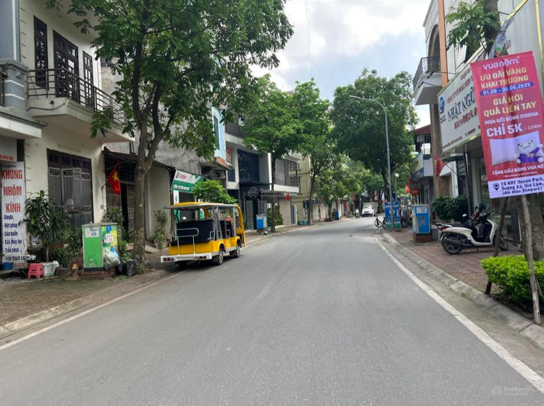 BÁN ĐẤT MẶT PHỐ ĐÀO XUYÊN, ĐA TỐN SẴN CỬA HÀNG KINH DOANH - GIÁ 11,X TỶ