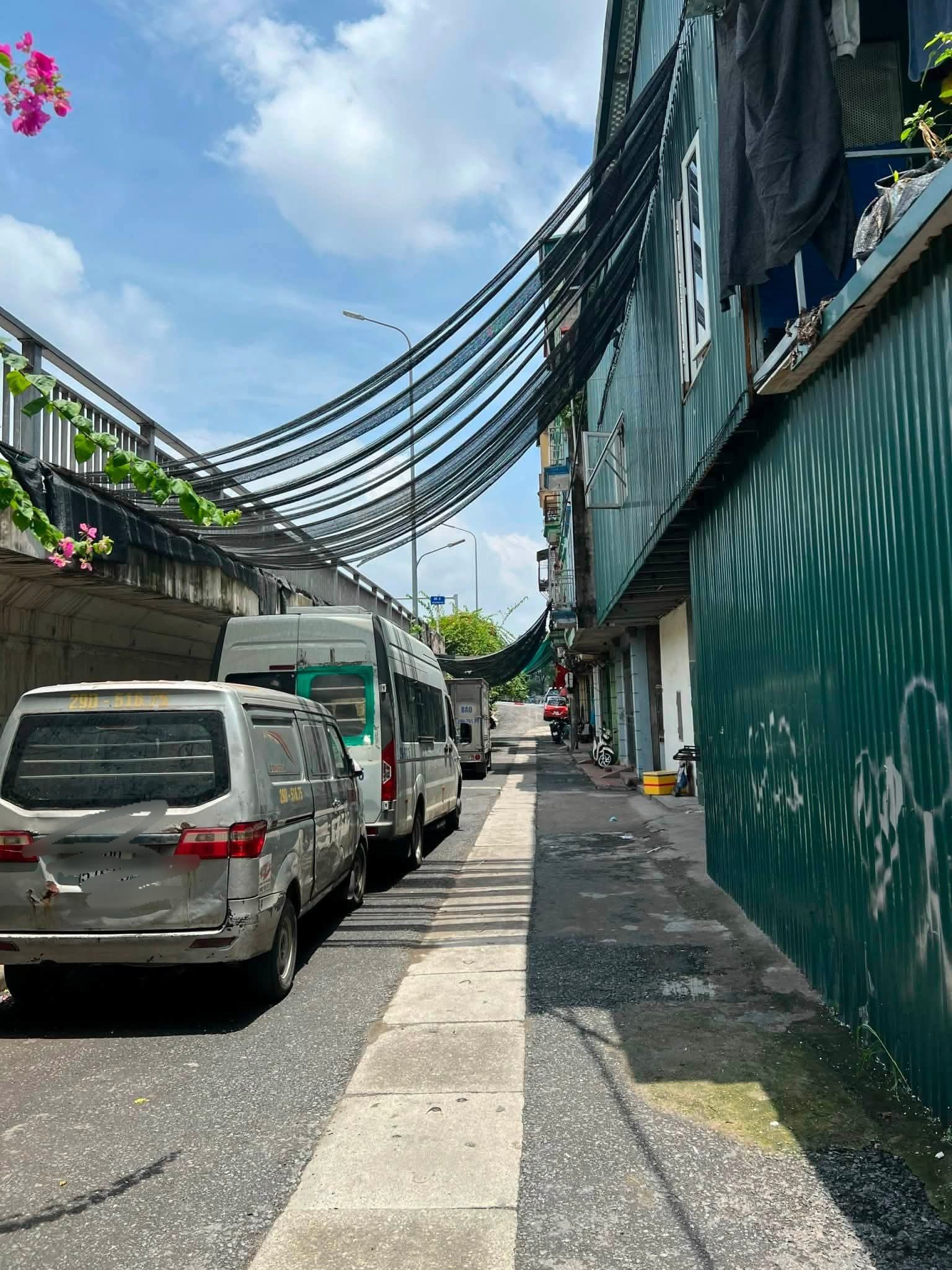 💥NHÀ PHÂN LÔ, TỪ NHÀ DI CHUYỂN 15 PHÚT LÊN PHỐ CỔ , HỒ GƯƠM RẤT GẦN
