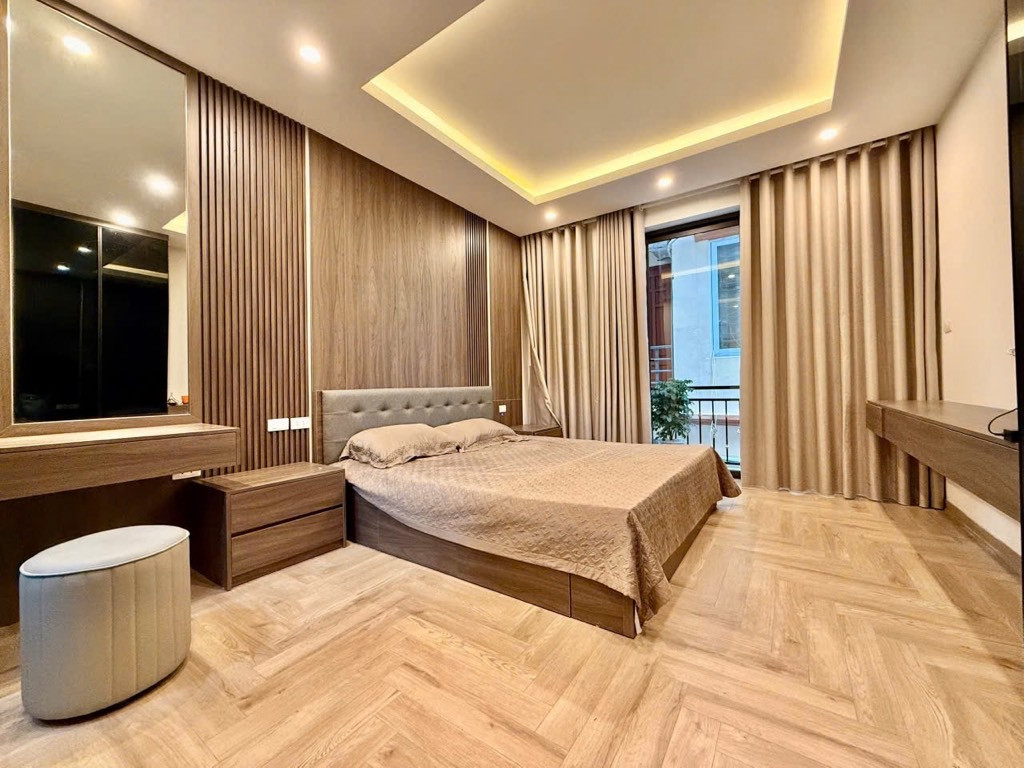 TUYỆT PHẨM ĐỀN LỪ NHÀ MỚI - 5 TẦNG THANG MÁY XỊN XÒ - NGÕ Ô TÔ DỪNG ĐỖ