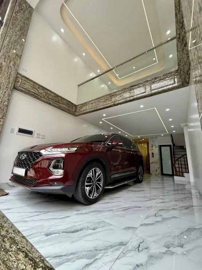 🏠 Mặt Phố Phân Lô Vip Hoàng Mai – 7 Tầng Gara Thang Máy – Sát Hồ Đền Lừ – Giá 19.4 Tỷ