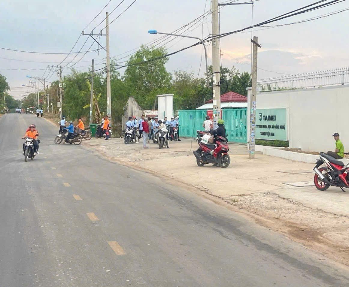 Cần bán lô đất thổ cư ngay Phường Long Nguyên - cách chợ Bến Cát tầm 5p