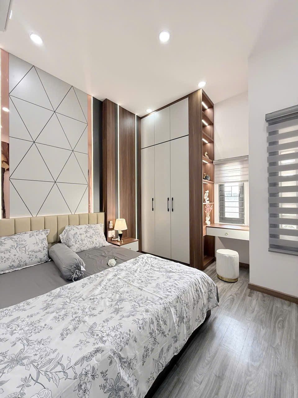 BÁN NHÀ 3 TẦNG KIỆT ĐIỆN BIÊN PHỦ - CÁCH ĐƯỜNG CHÍNH CHỈ 50M - TRUNG TÂM THANH KHÊ - ĐỂ LẠI TOÀN BỘ NỘI THẤT - NHỈNH 5 TỶ
