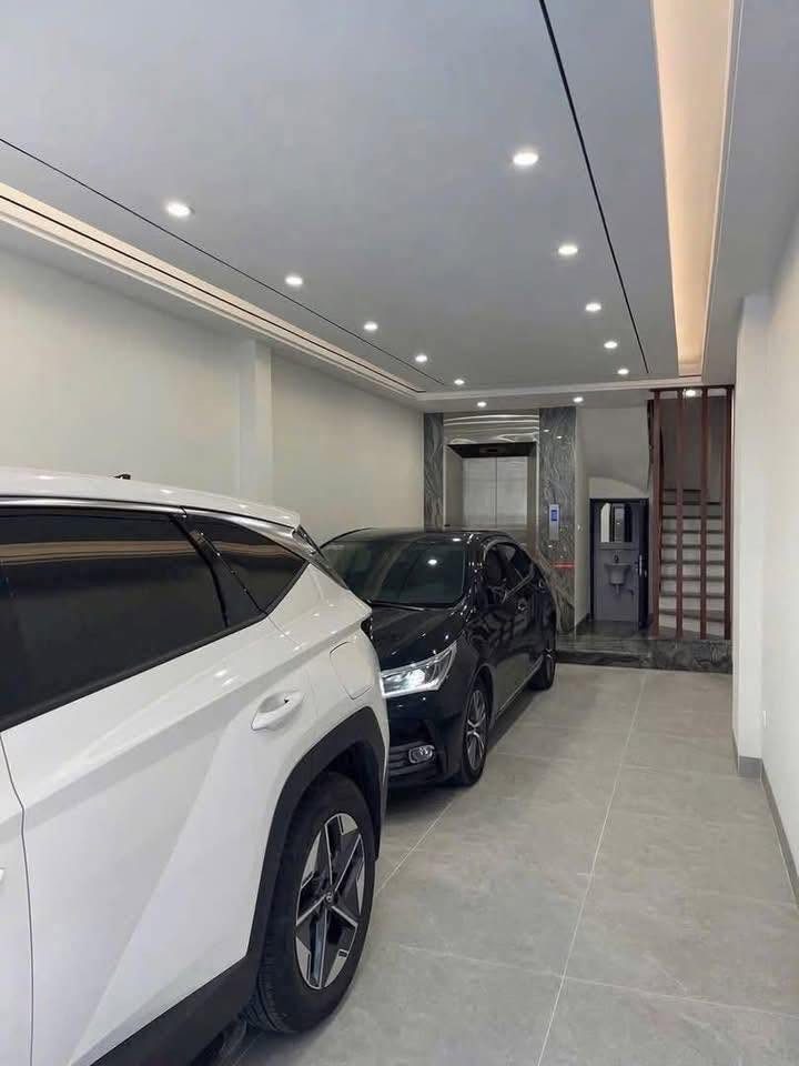 Bán nhà Định Công, Hoàng Mai, 6 tầng thang máy, ngõ thông kinh doanh, ô tô vào nhà, 60m2, 14.7 tỷ